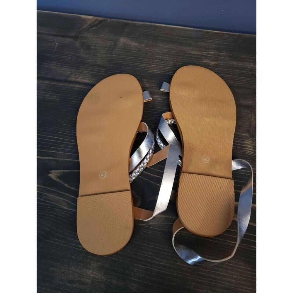 Silver sandals from Morbarrz size 43 or 9.5 womens - Picture 2 of 3